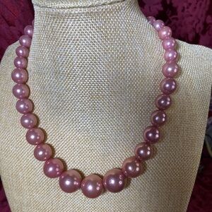Vintage Soft Lustrous Pink Graduated Faux Pearl Necklace. Pretty & Sophisticated